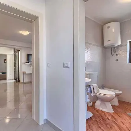 Apartment In Umag/istrien 12161 Umag