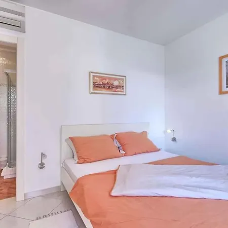 Appartement In Umag/istrien 12161 Umag